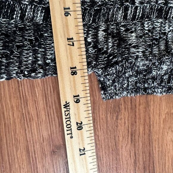 Knit Minded Short Sleeve Cardigan Black, White, Gray| Size XL - Picture 7 of 12